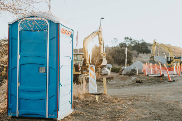 Best Porta potty rental near me  in Oconomowoc, WI
